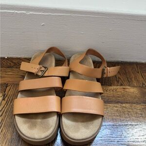Madewell camel leather sandals size 8